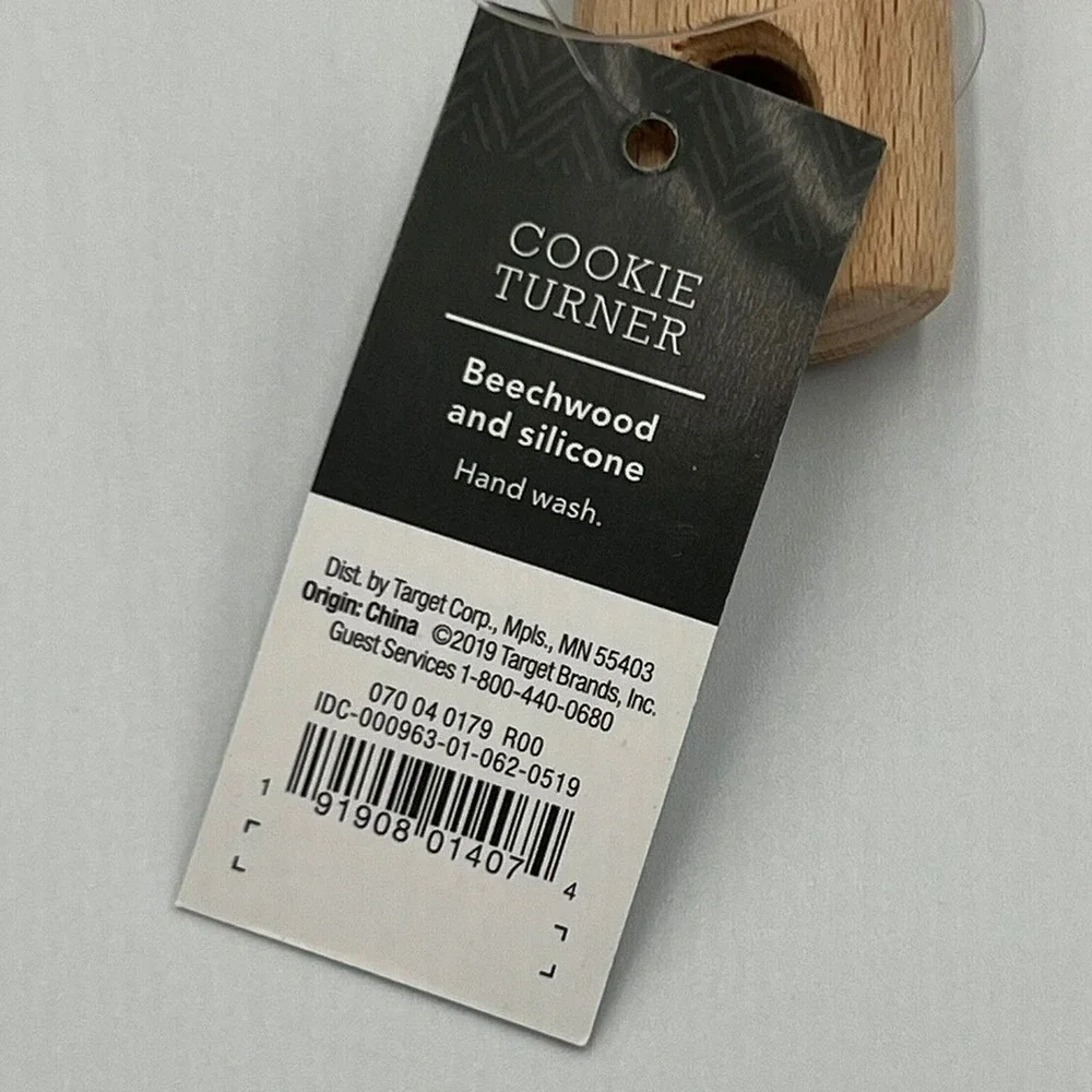 Threshold Cookie Turner Kitchen Spatula Red Silicone Beechwood Handle New NWT